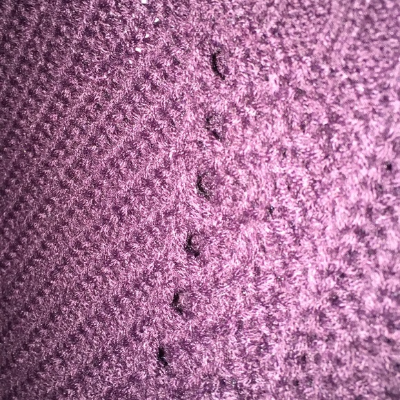 Sweater/shirt - Picture 2 of 2